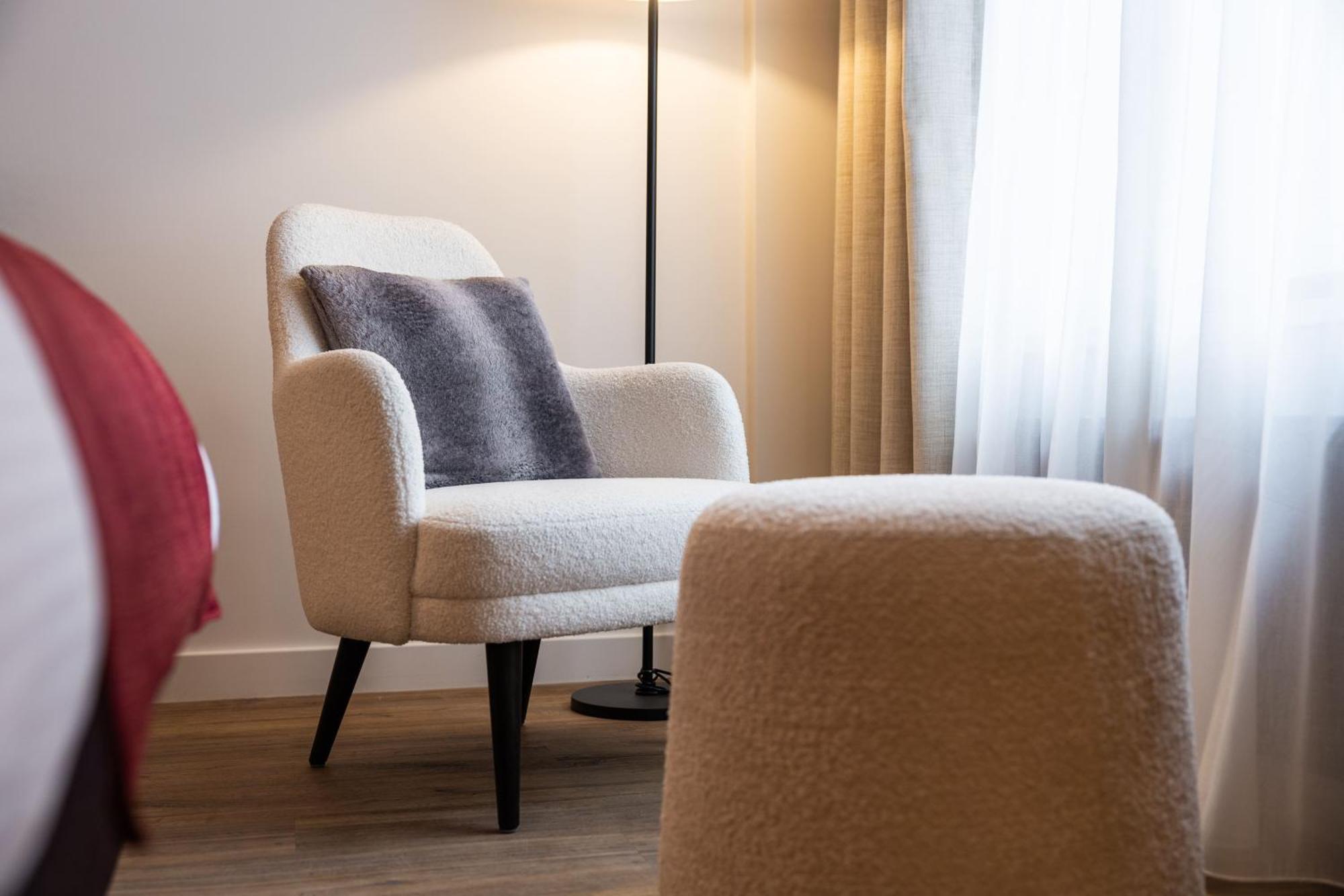 Du Commerce Hotel 4*